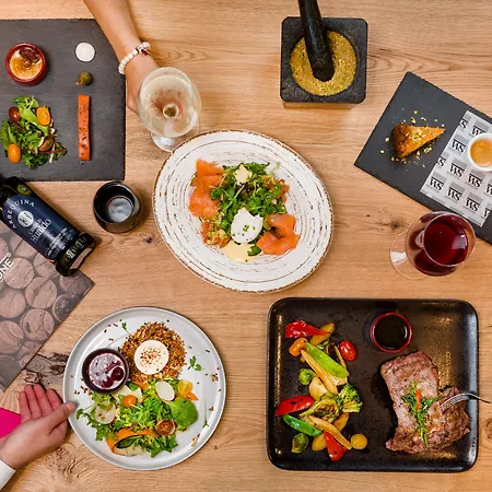 メルキュール コロナ