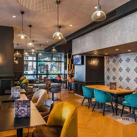 メルキュール コロナ ホテル