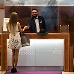 Mercure Korona Hotel 4*