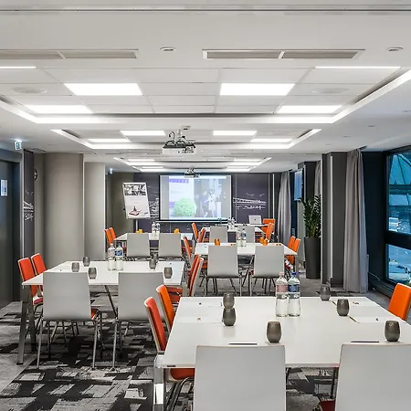 Ξενοδοχείο Mercure Korona 4*