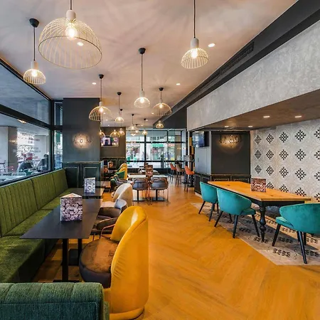 Mercure Korona