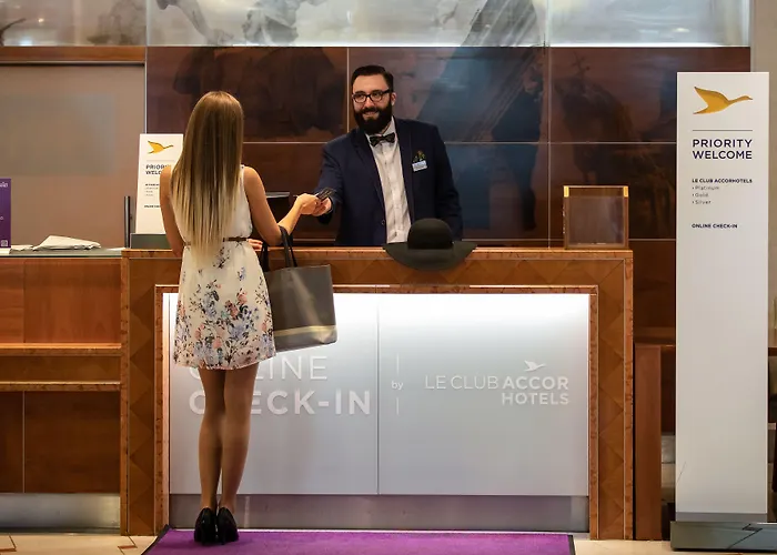 Mercure Korona Ξενοδοχείο 4*