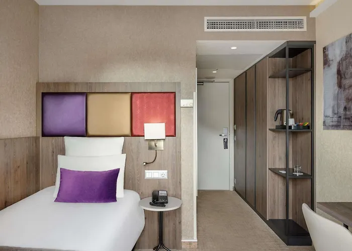 Mercure Korona 4*